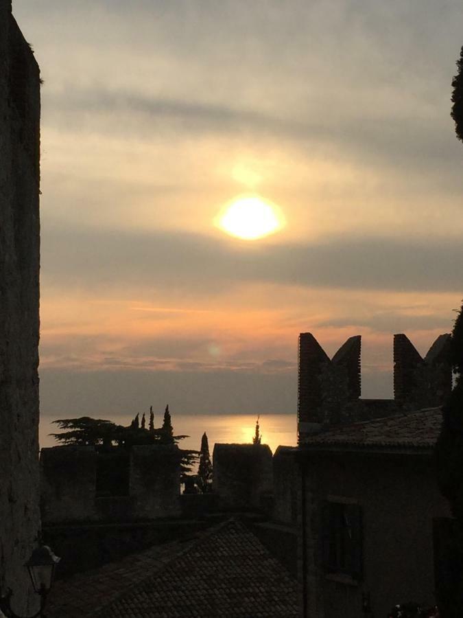 La Casa Nel Bosco Apartment Malcesine Bagian luar foto