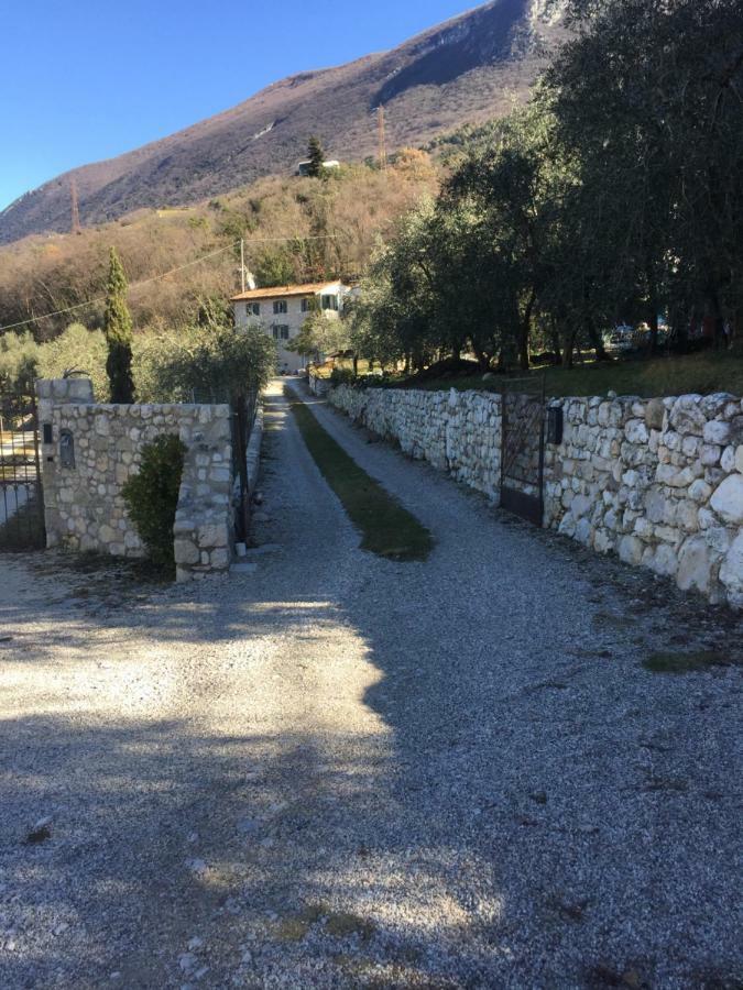 La Casa Nel Bosco Apartment Malcesine Bagian luar foto